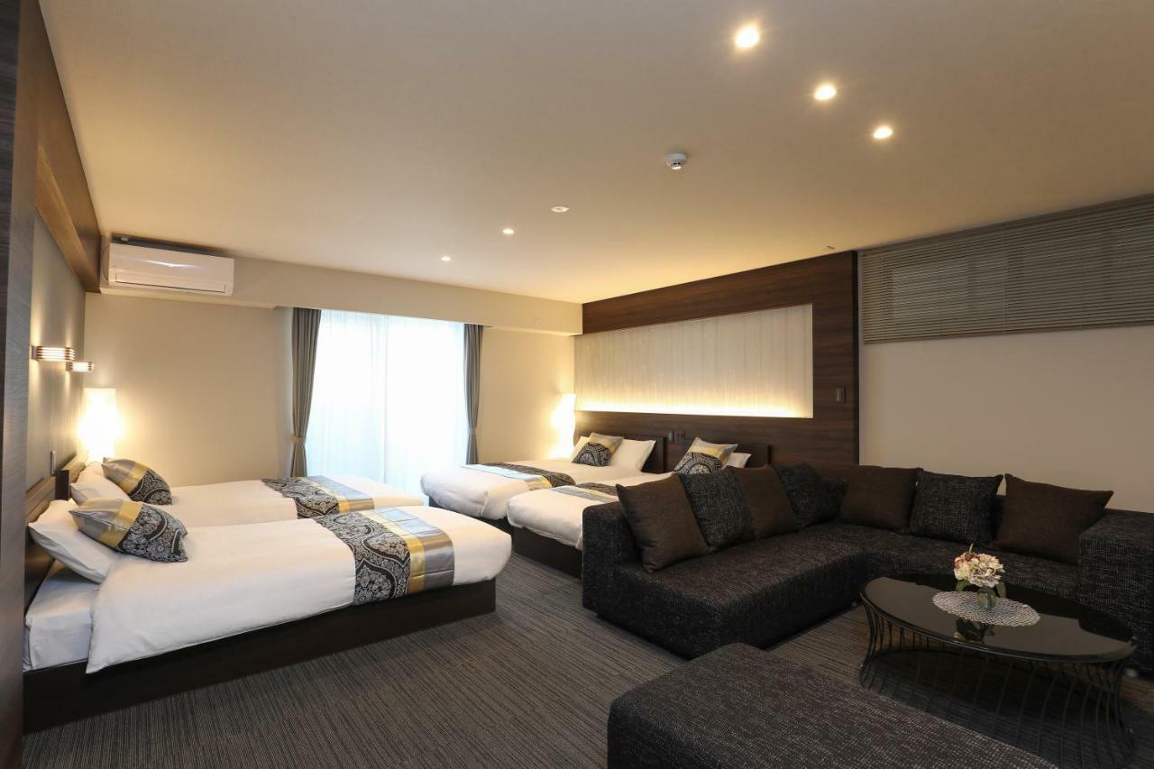 Grand Base Hakata Aparthotel Fukuoka  Buitenkant foto